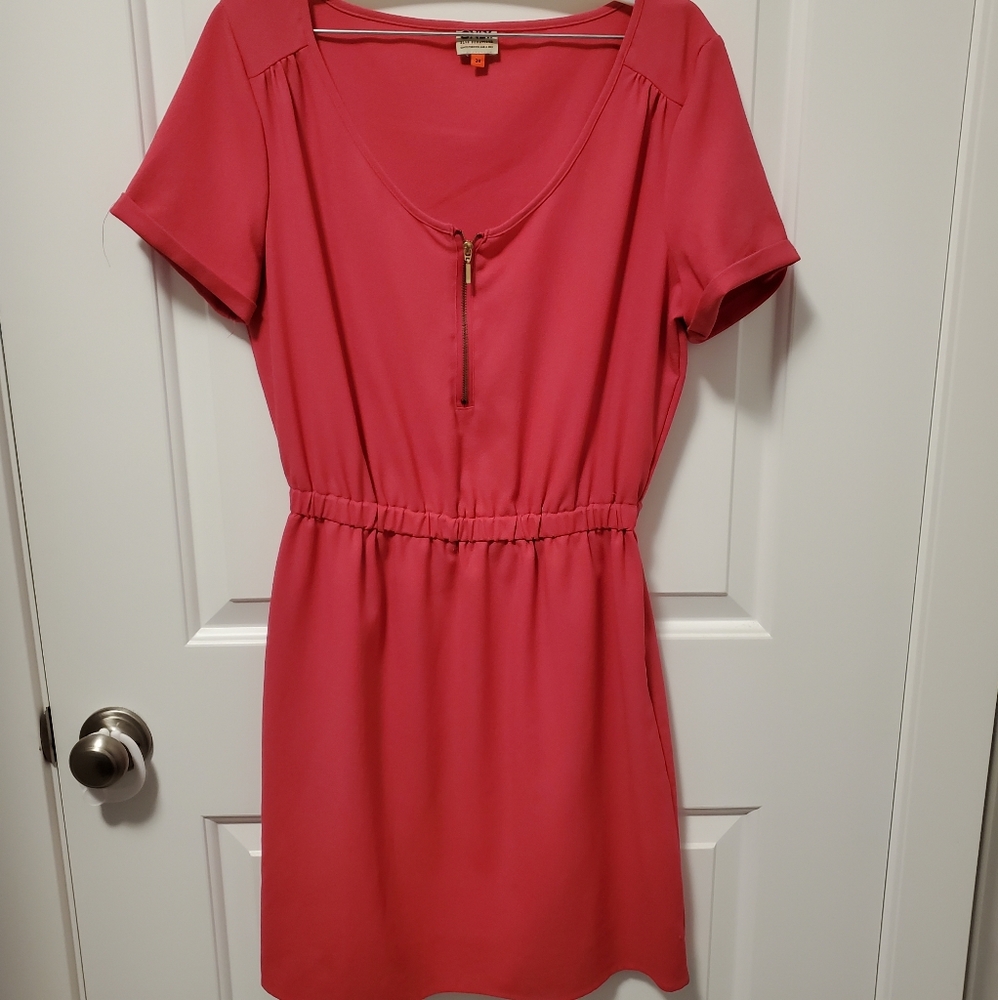 12/$30 💗 EUC Beautiful and flattering pink dress